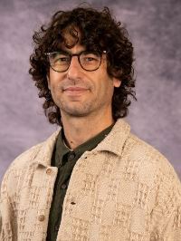 Headshot of Zachary Moldof, District 6 Member